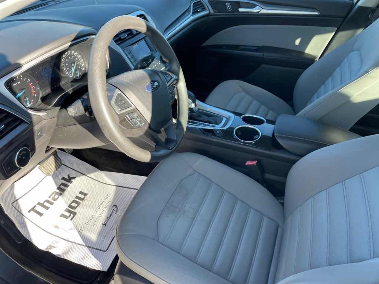 2013 Ford Fusion S Photo
