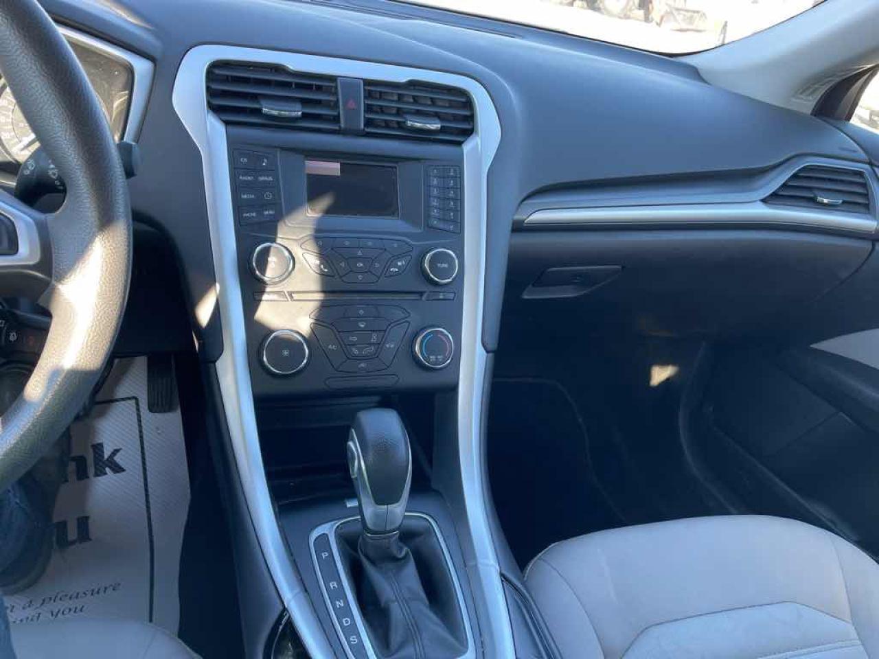 2013 Ford Fusion S - Photo #10