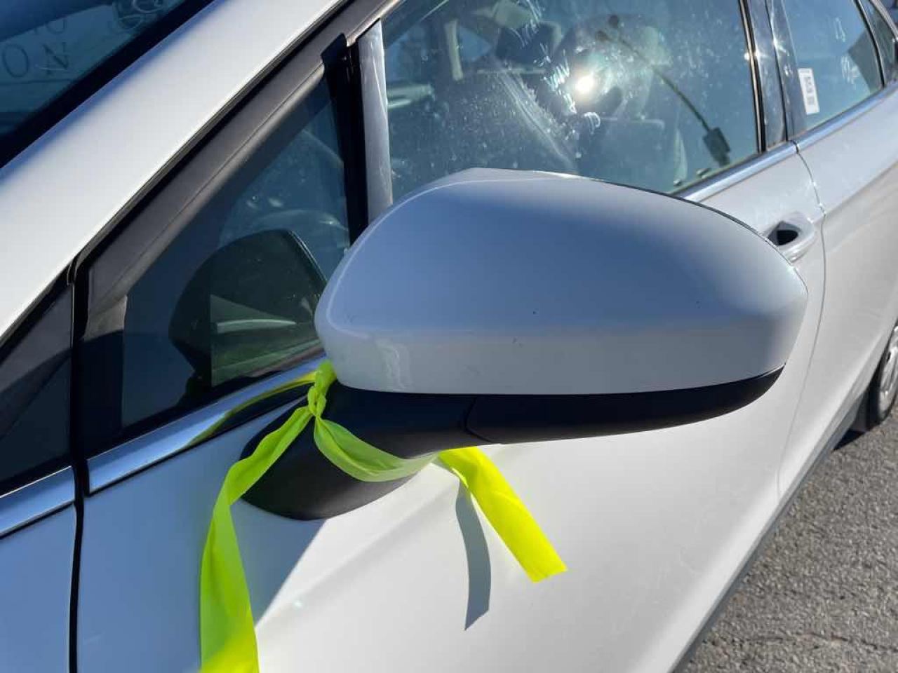 2013 Ford Fusion S - Photo #15