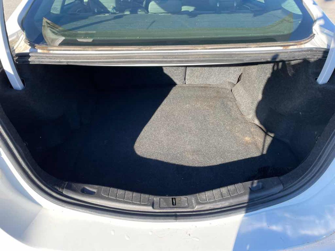 2013 Ford Fusion S - Photo #20