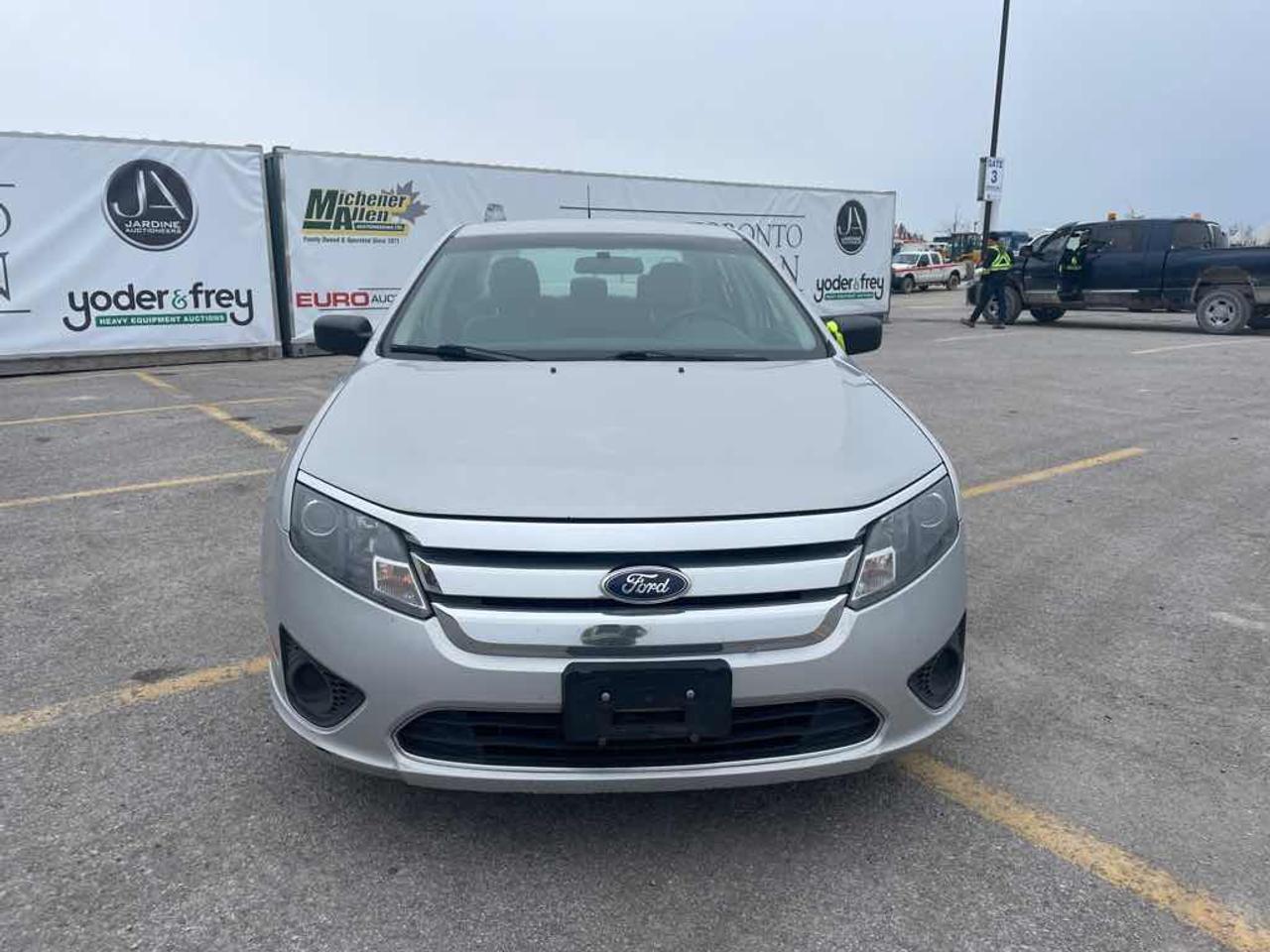 2010 Ford Fusion S Photo1