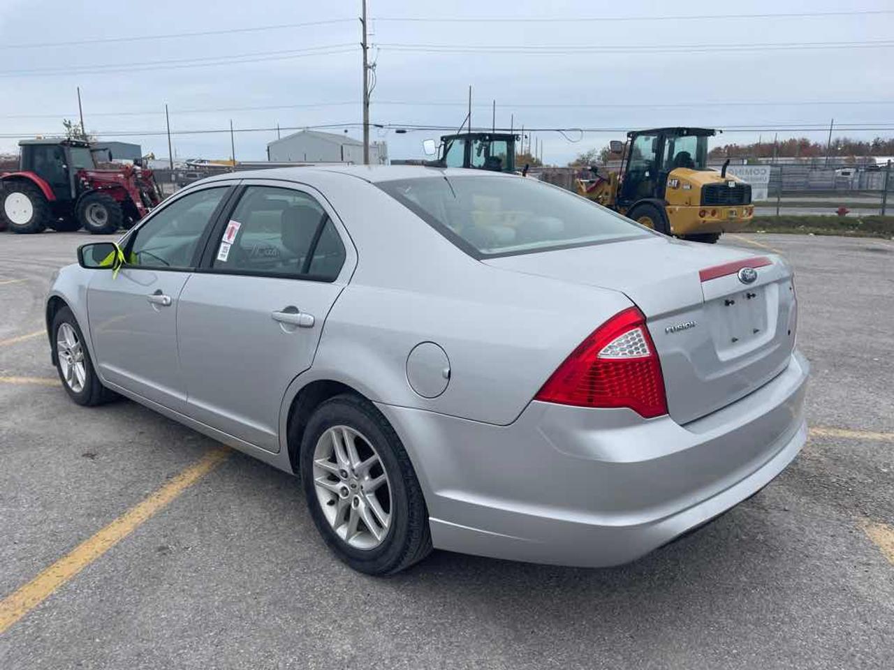 2010 Ford Fusion S Photo