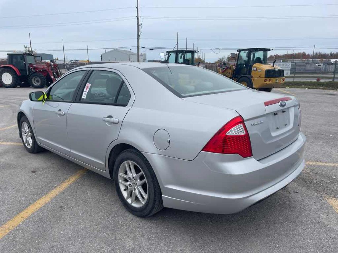 2010 Ford Fusion S - Photo #6