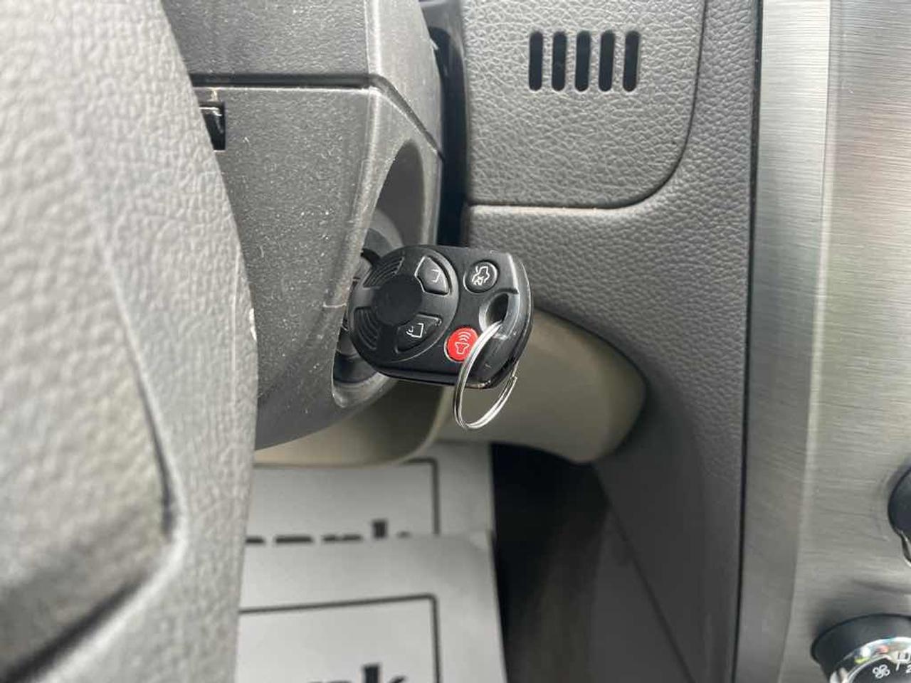 2010 Ford Fusion S Photo