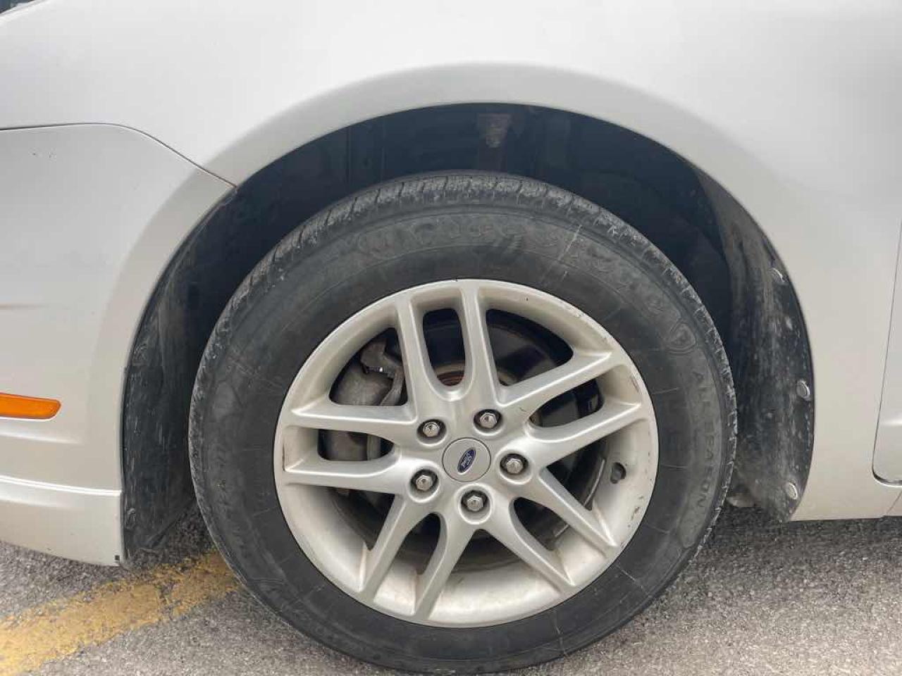 2010 Ford Fusion S - Photo #14