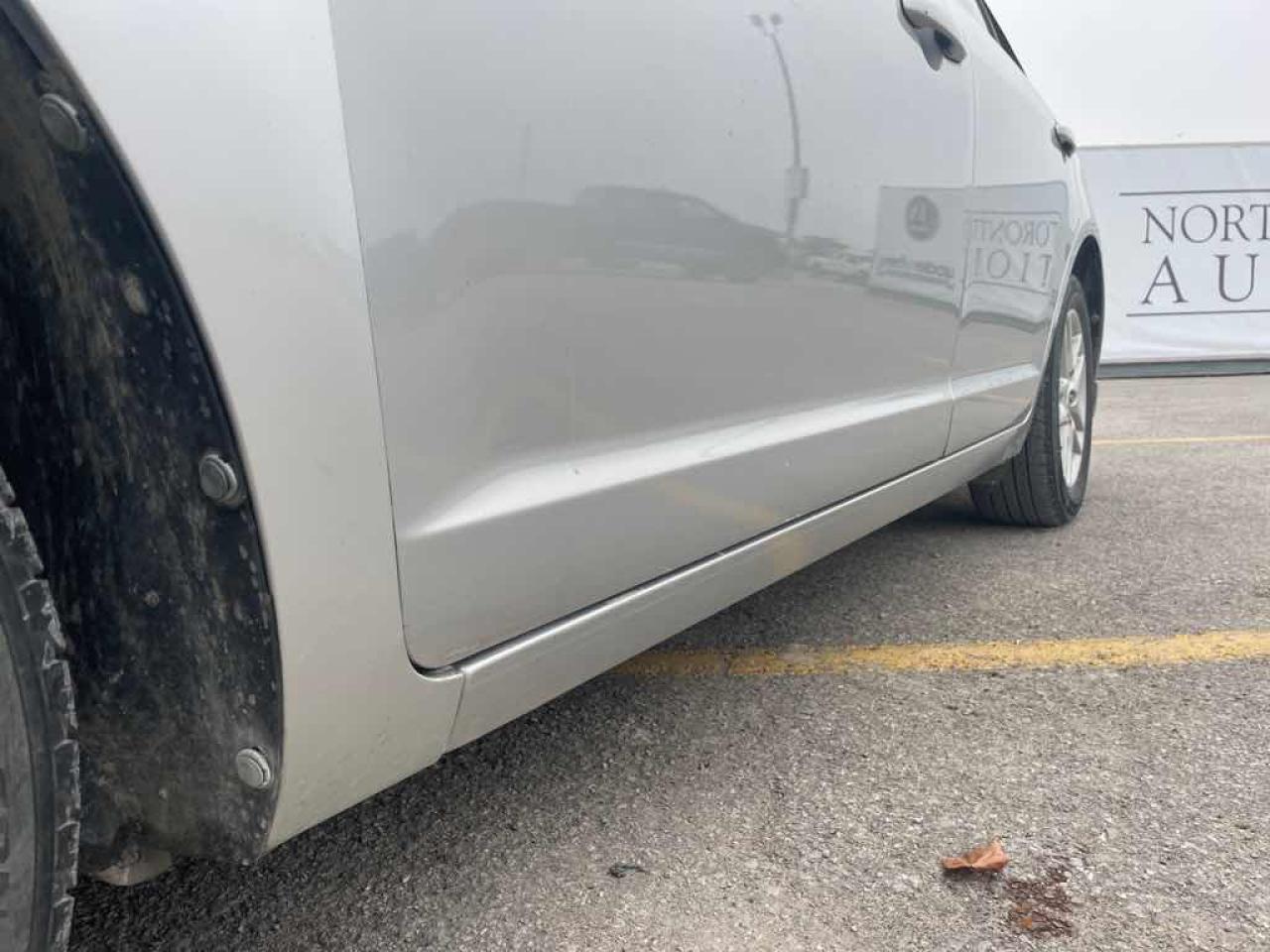 2010 Ford Fusion S - Photo #15