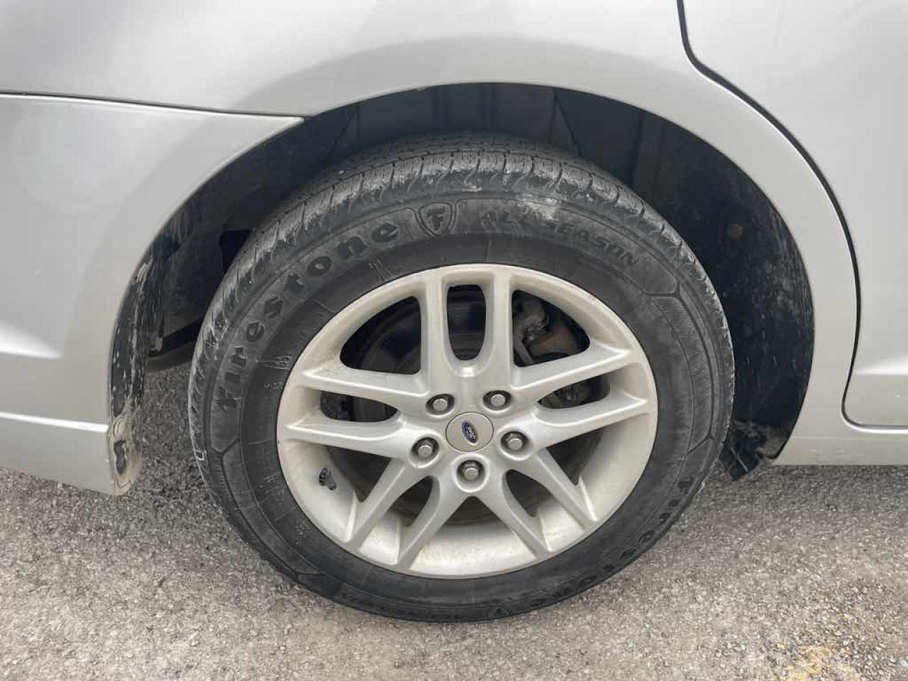 2010 Ford Fusion S - Photo #23