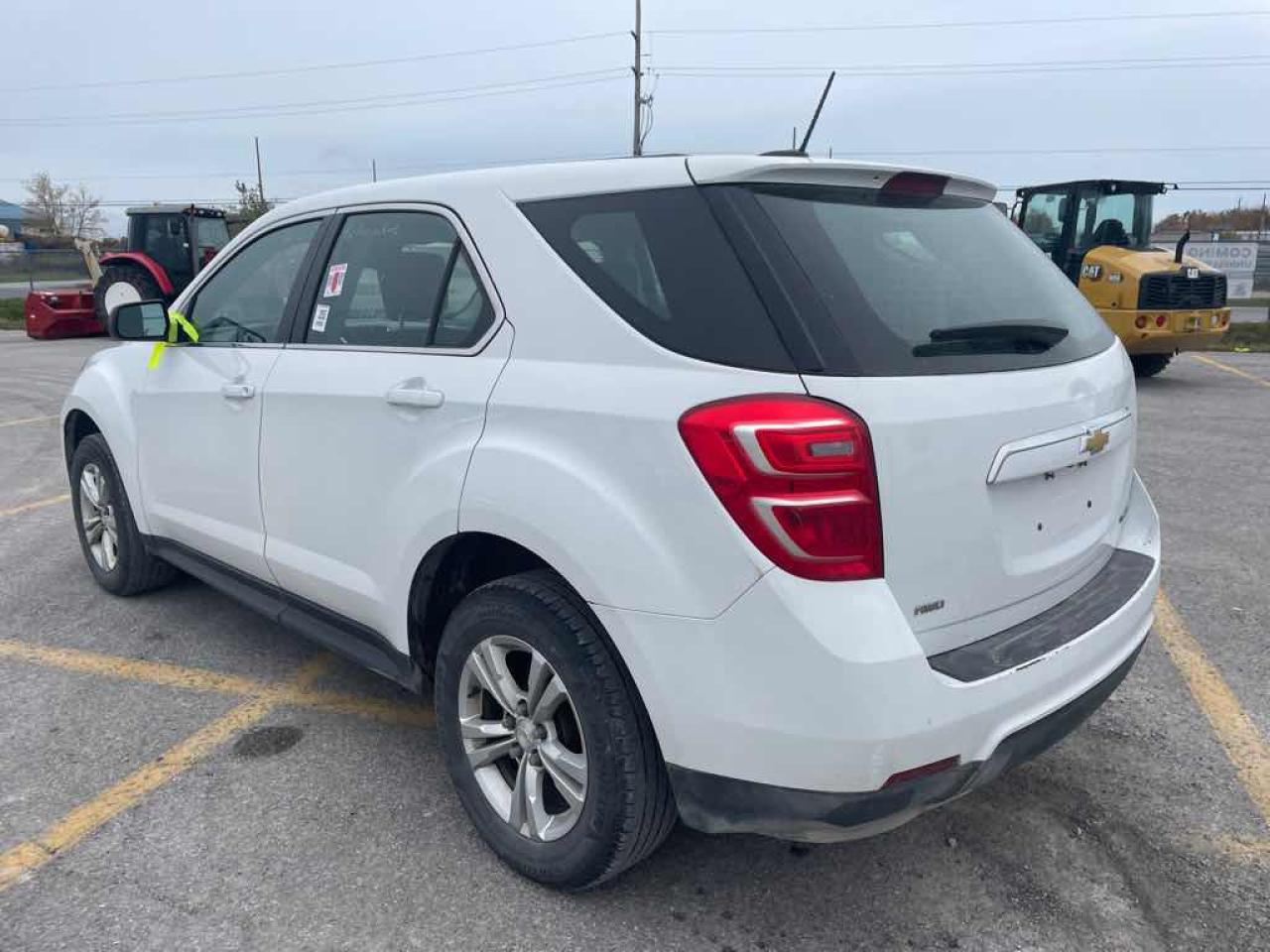 2016 Chevrolet Equinox LS Photo