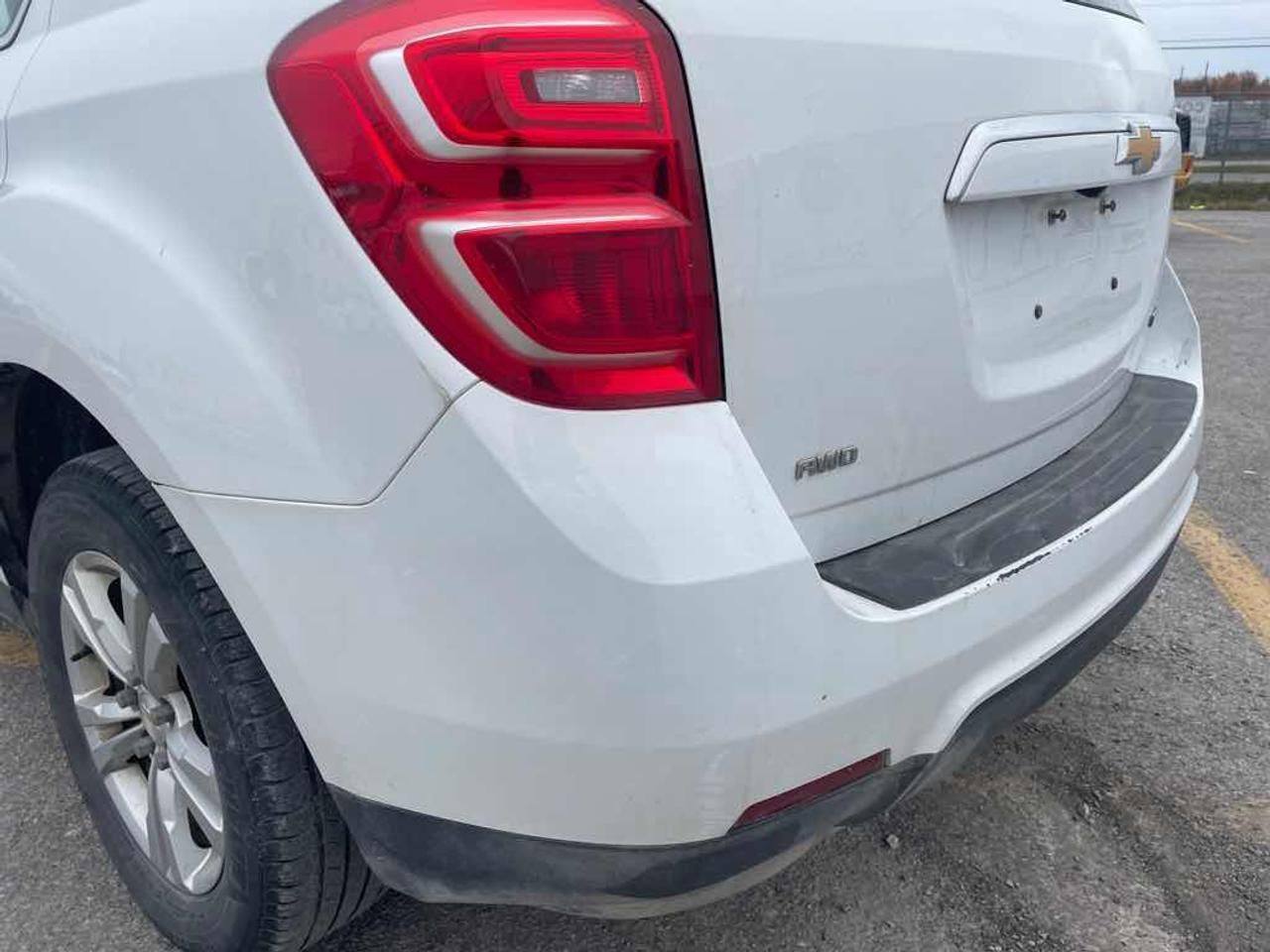 2016 Chevrolet Equinox LS Photo
