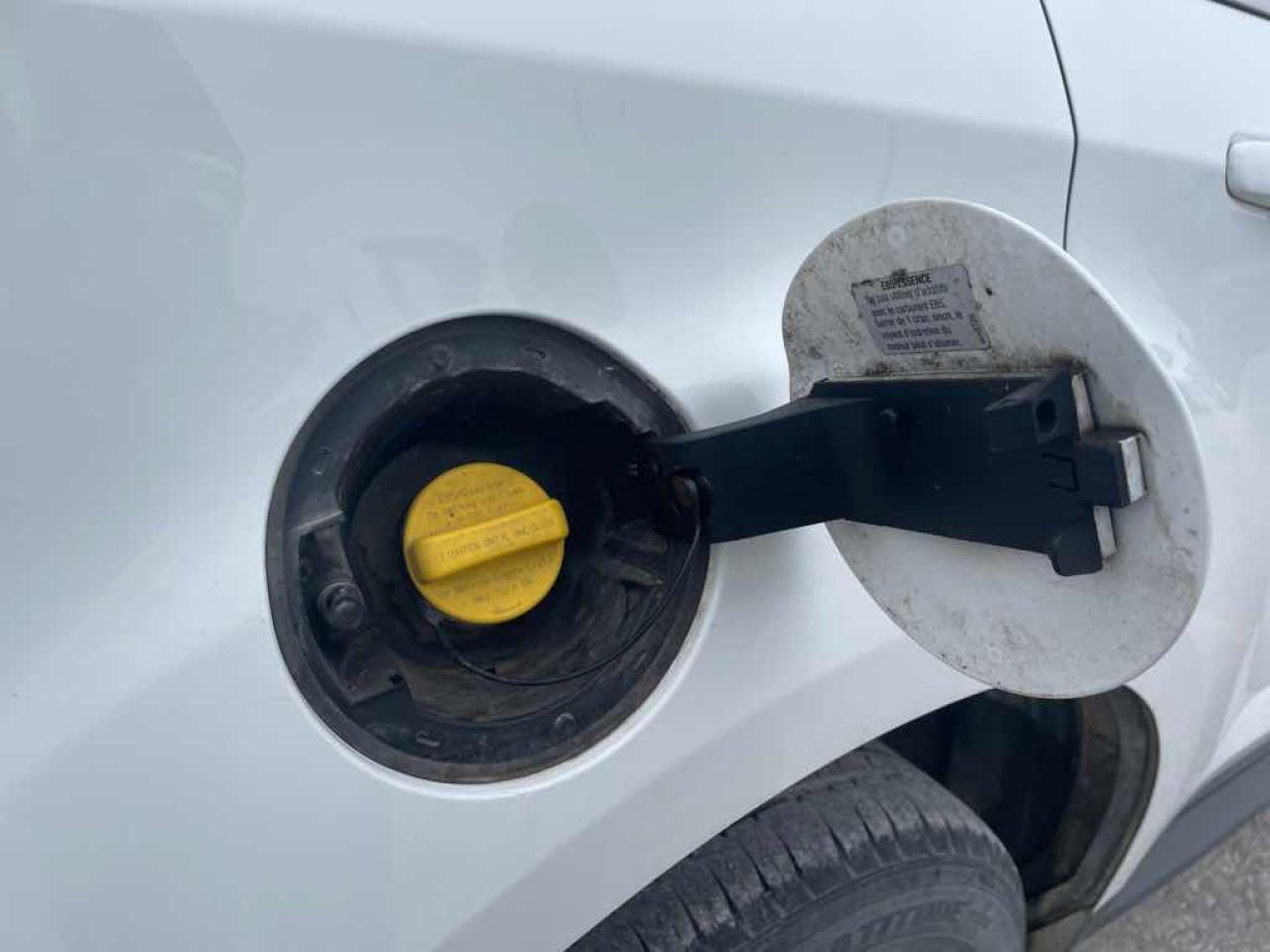 2016 Chevrolet Equinox LS Photo