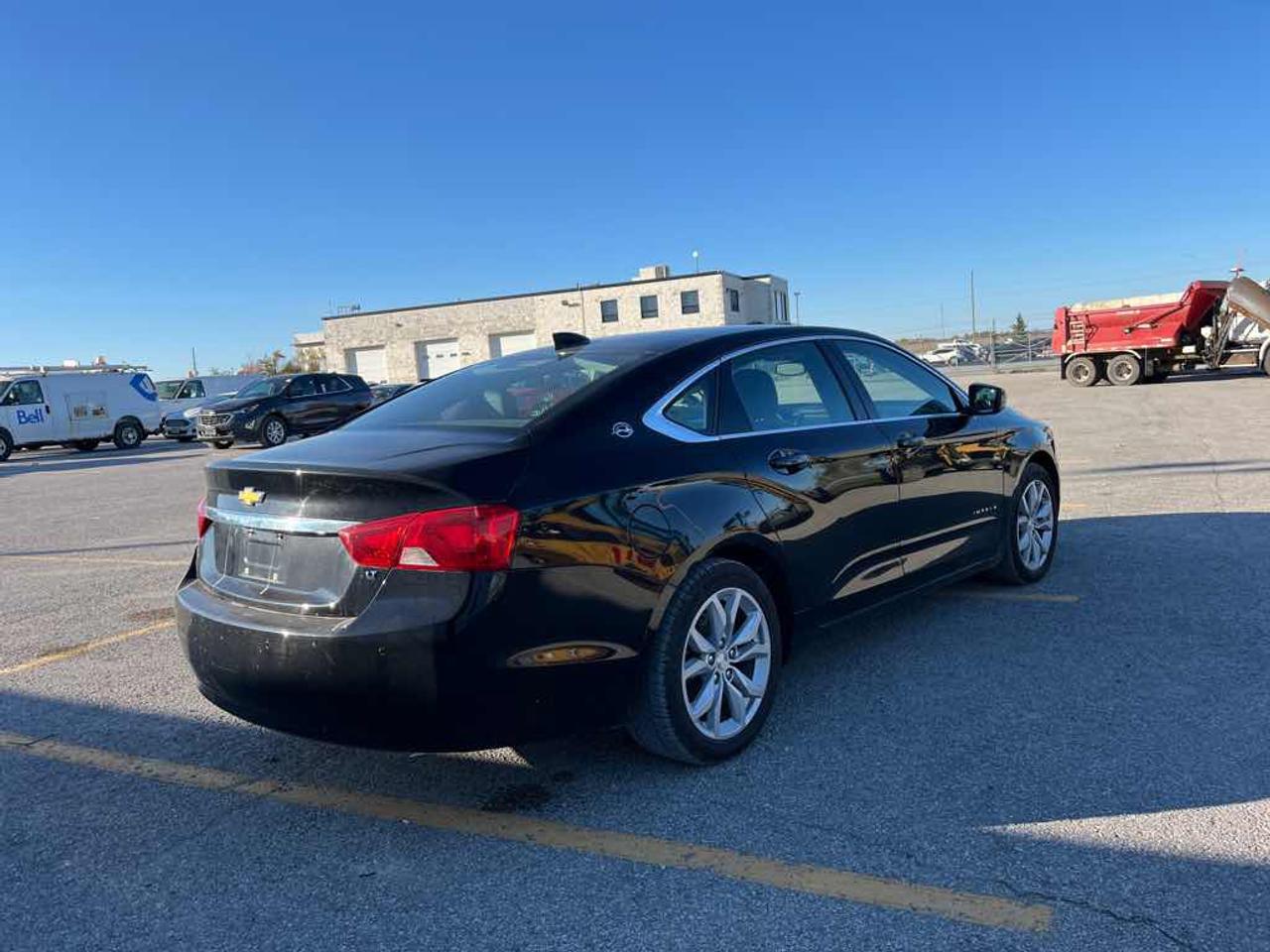 2016 Chevrolet Impala LT Photo