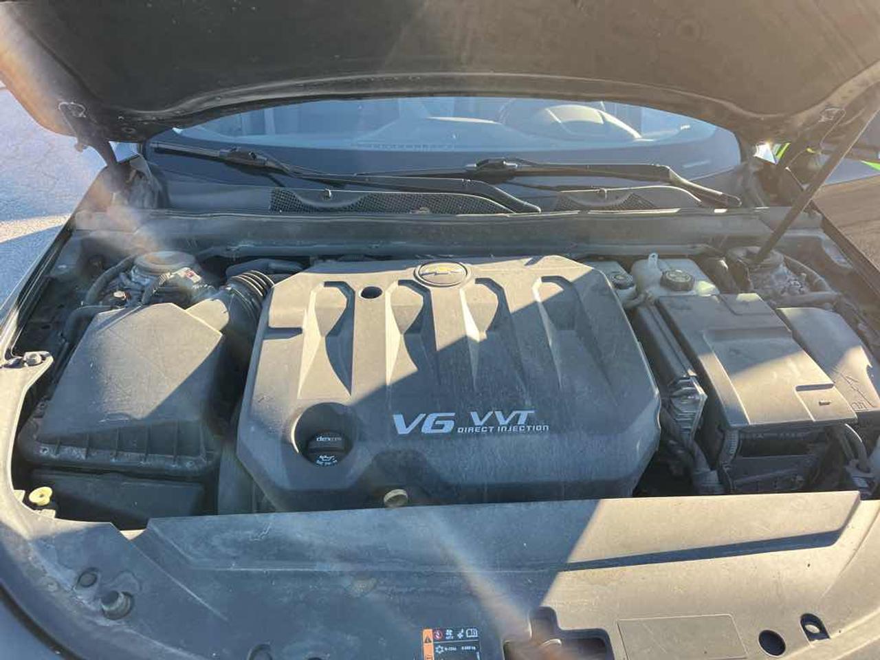 2016 Chevrolet Impala LT Photo