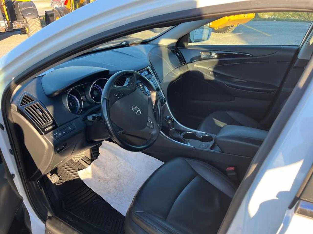2013 Hyundai Sonata LIMITED Photo