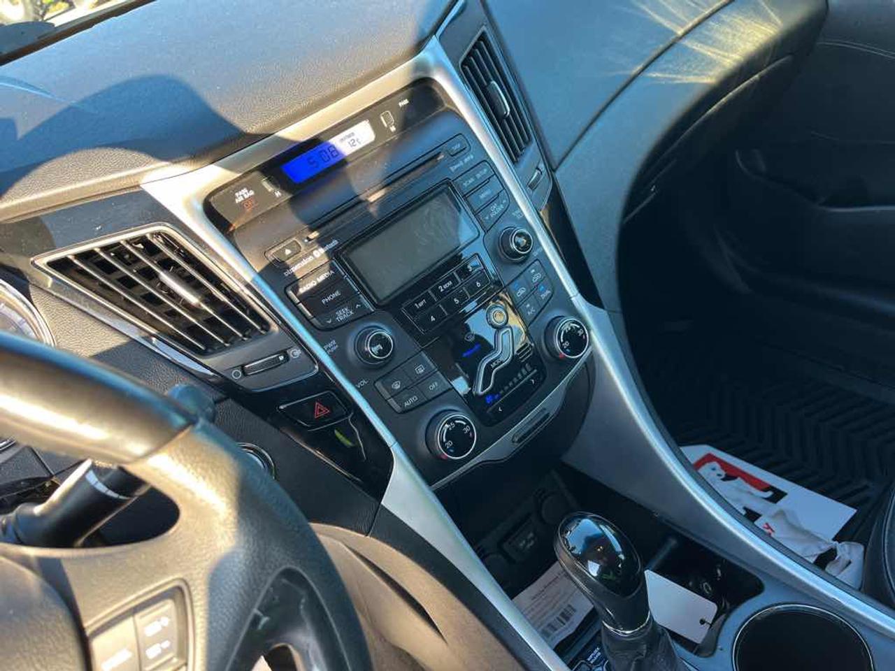 2013 Hyundai Sonata LIMITED Photo