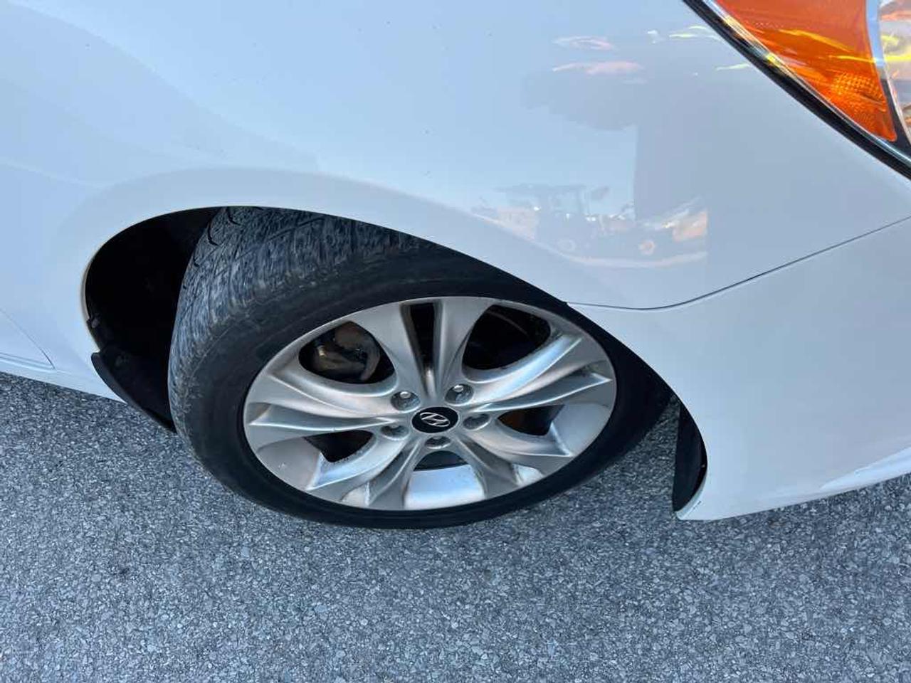 2013 Hyundai Sonata LIMITED Photo
