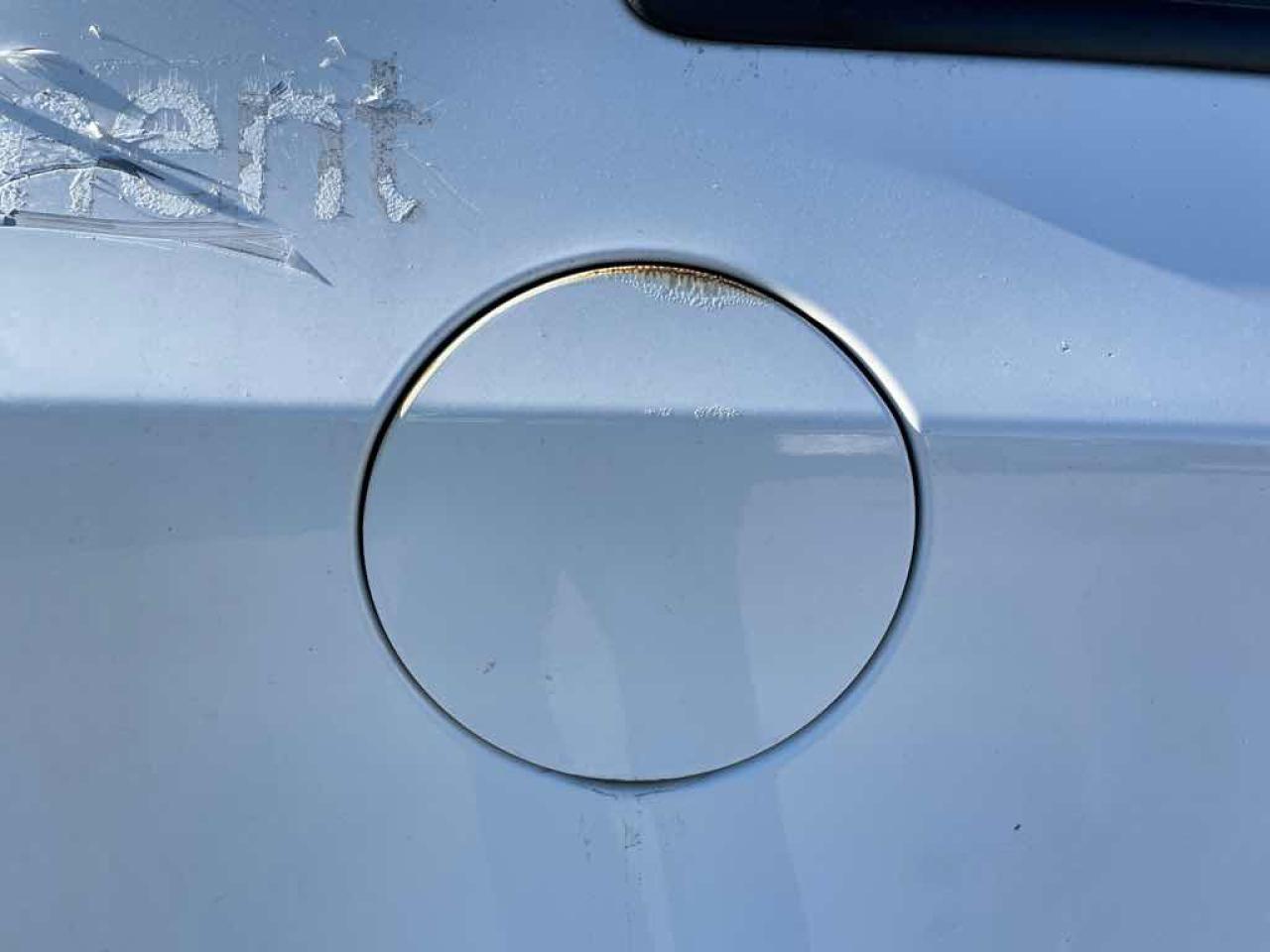 2014 Chevrolet Cruze LS - Photo #26