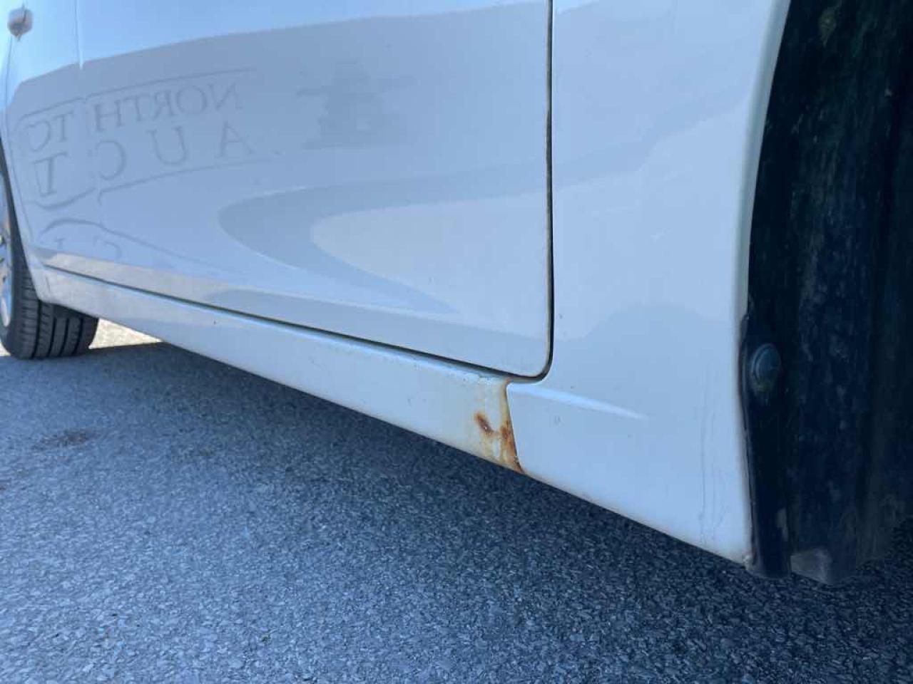 2014 Chevrolet Cruze LS - Photo #30