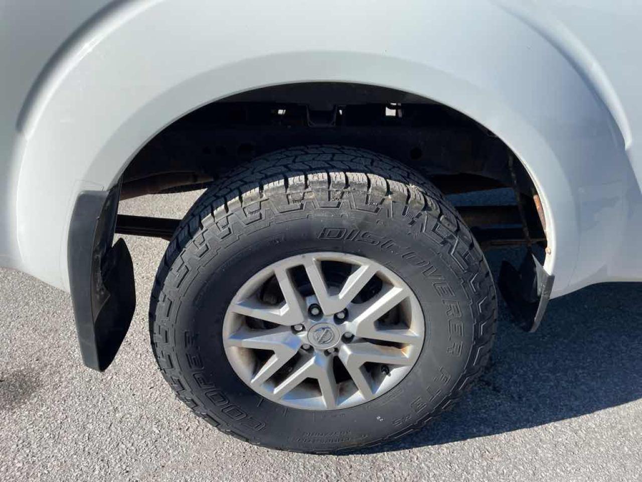 2014 Nissan Frontier  - Photo #25