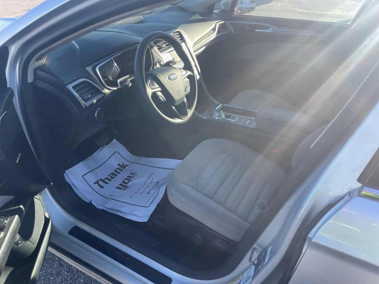 2017 Ford Fusion S Hybrid - Photo #8