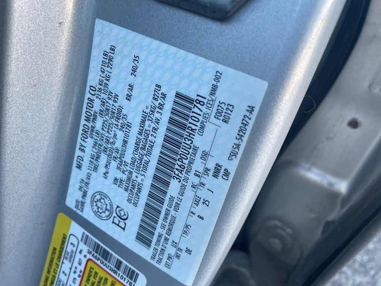 2017 Ford Fusion S Hybrid Photo