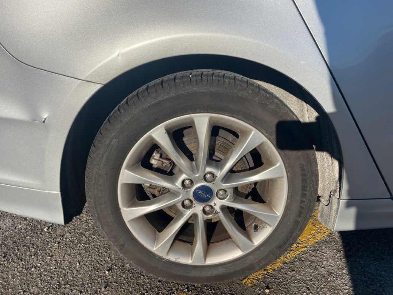 2017 Ford Fusion S Hybrid - Photo #24