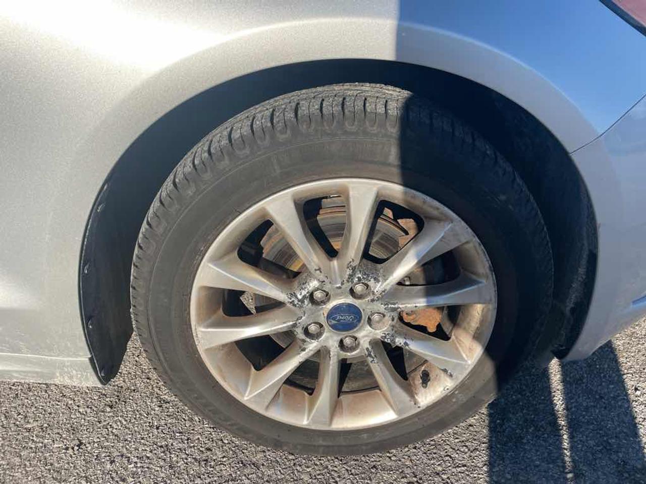 2017 Ford Fusion S Hybrid Photo
