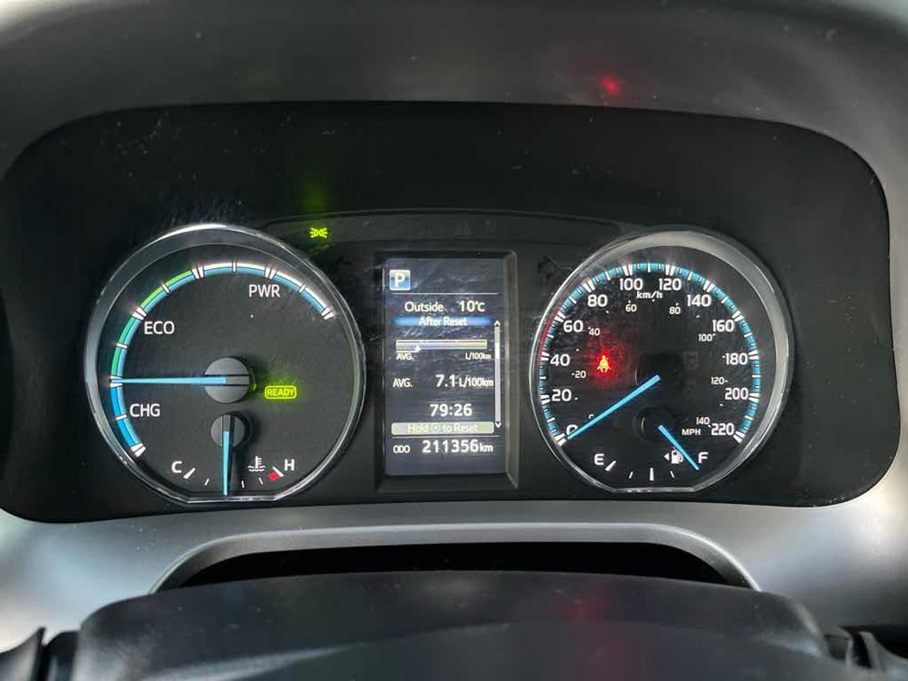 2017 Toyota RAV4 HV LE Photo