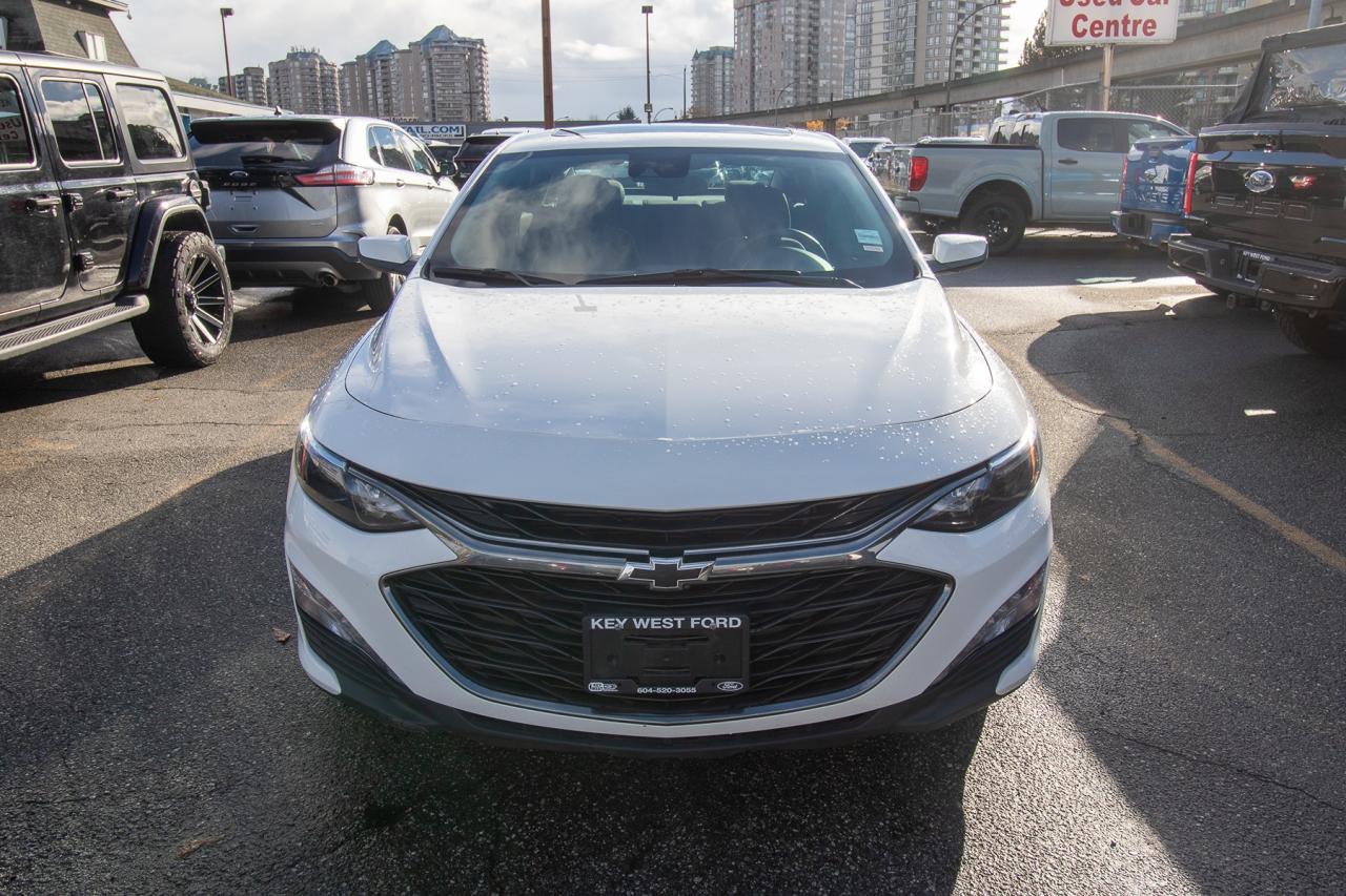 2023 Chevrolet Malibu 1LT Photo3