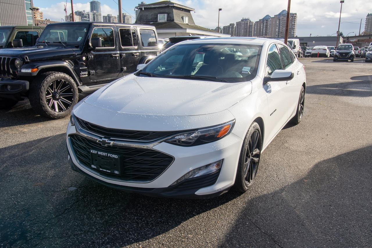 2023 Chevrolet Malibu 1LT Photo1