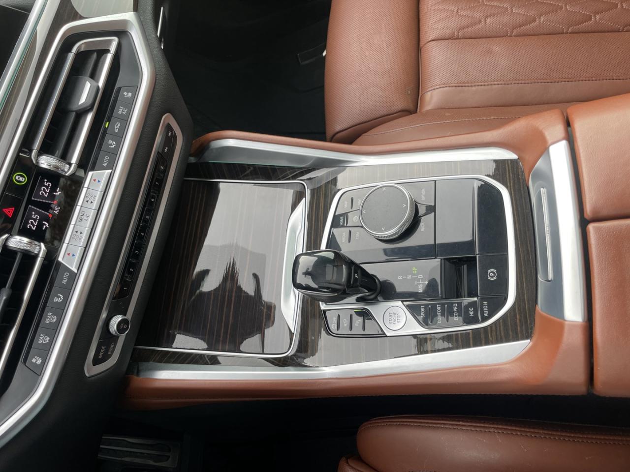 2022 BMW X6 xDrive40i *One Owner / Dealer serviced - Photo #16