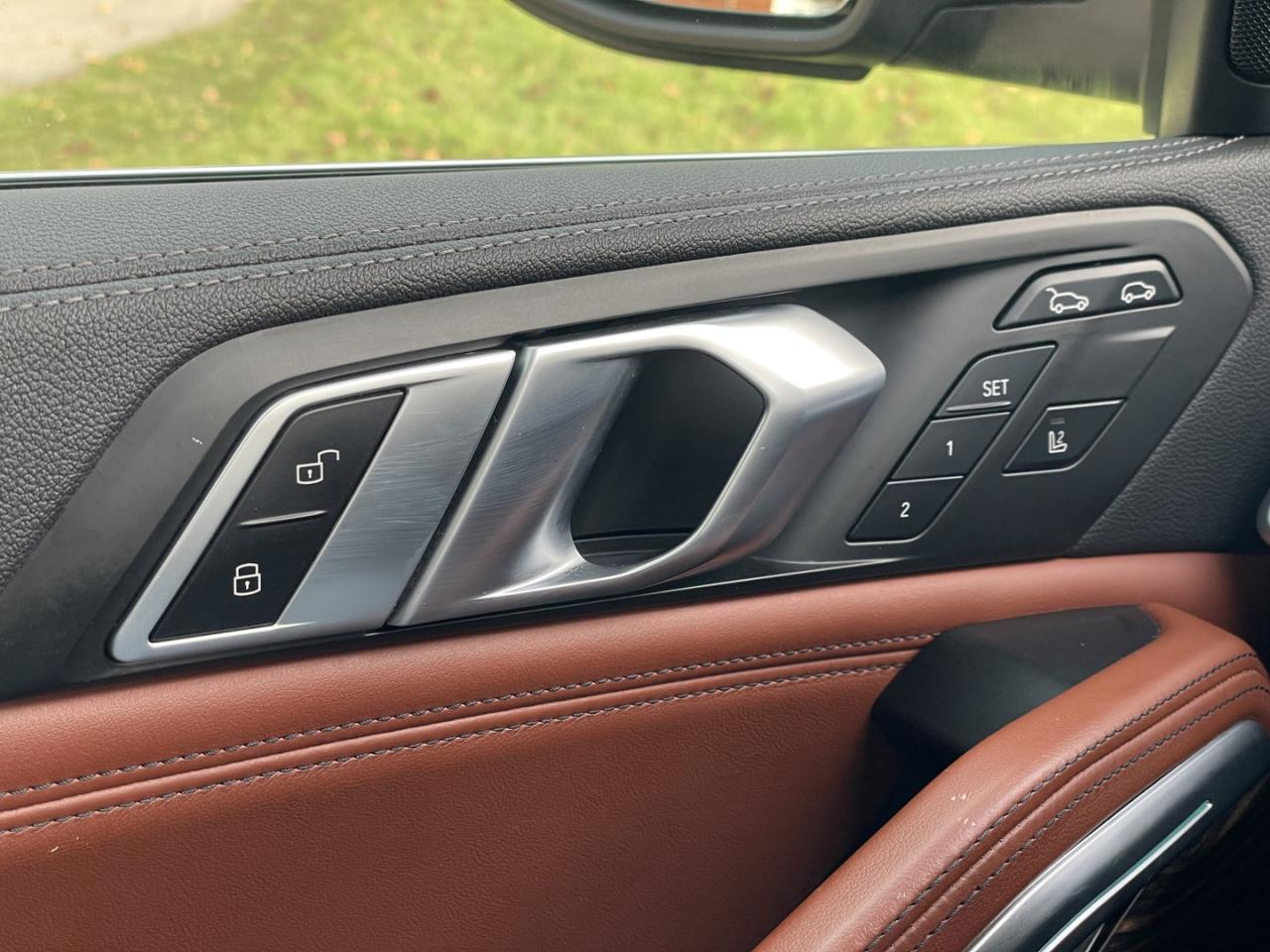 2022 BMW X6 xDrive40i *One Owner / Dealer serviced - Photo #22