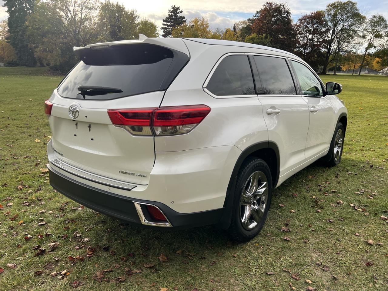 2018 Toyota Highlander Limited AWD * One Owner - Photo #5
