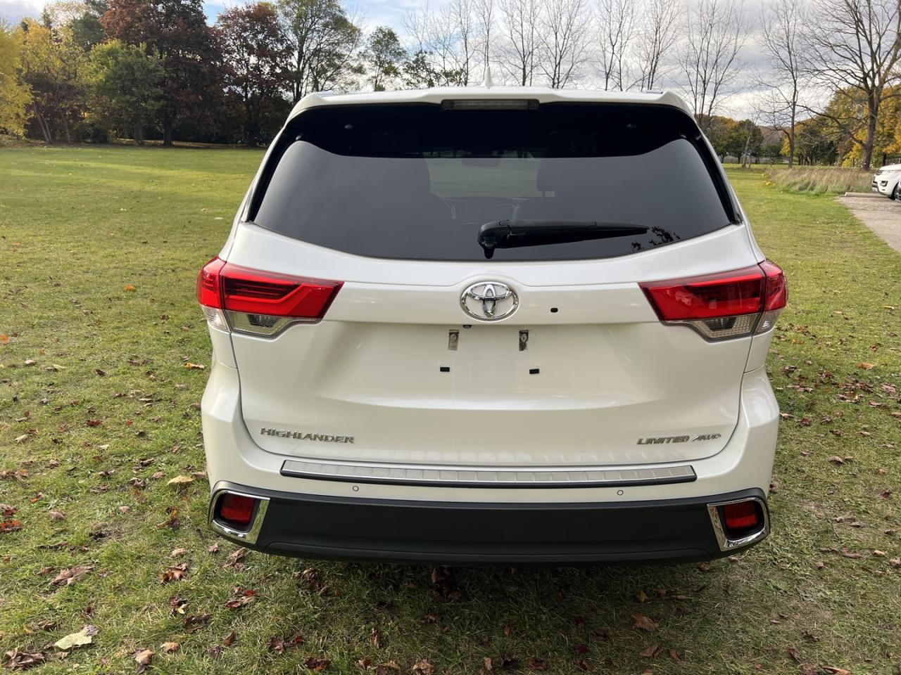 2018 Toyota Highlander Limited AWD * One Owner - Photo #6