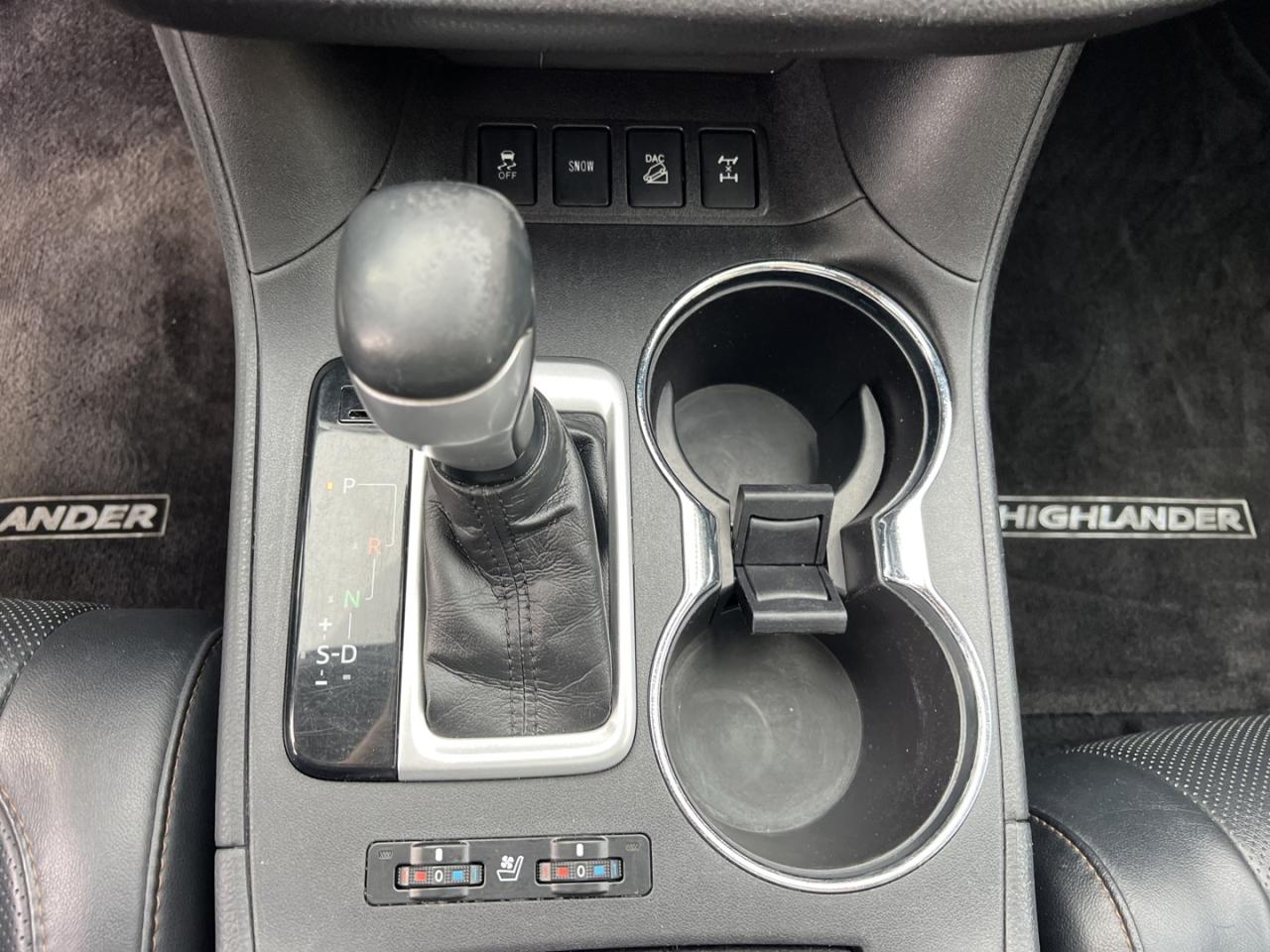 2018 Toyota Highlander Limited AWD * One Owner - Photo #18