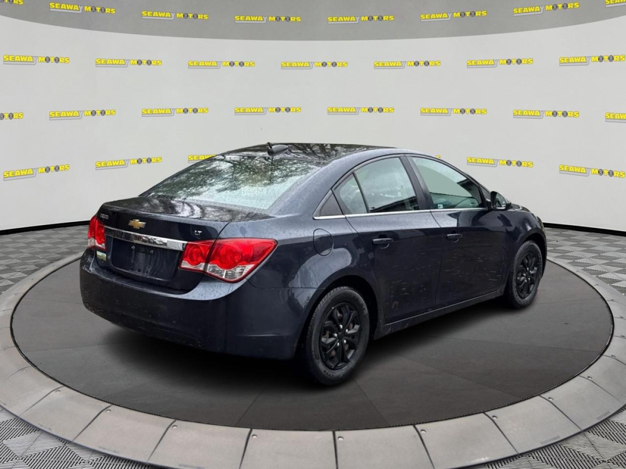 2016 Chevrolet Cruze Limited 1LT - Photo #3