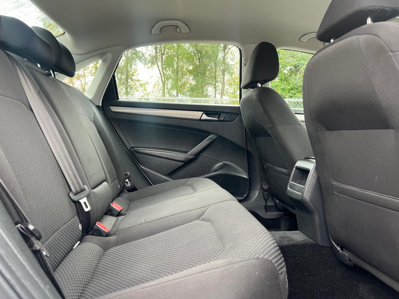 2015 Volkswagen Passat Trendline-BACK CAM-BLUETOOTH-HEATED SEATS - Photo #14