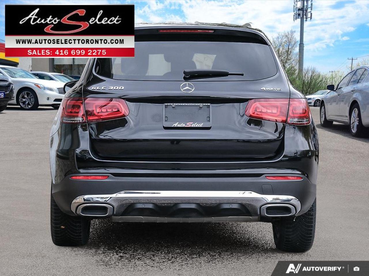 2021 Mercedes GLC 300 4Matic AWD - Apple Carplay - Backup Camera - Clean Carfax Photo4