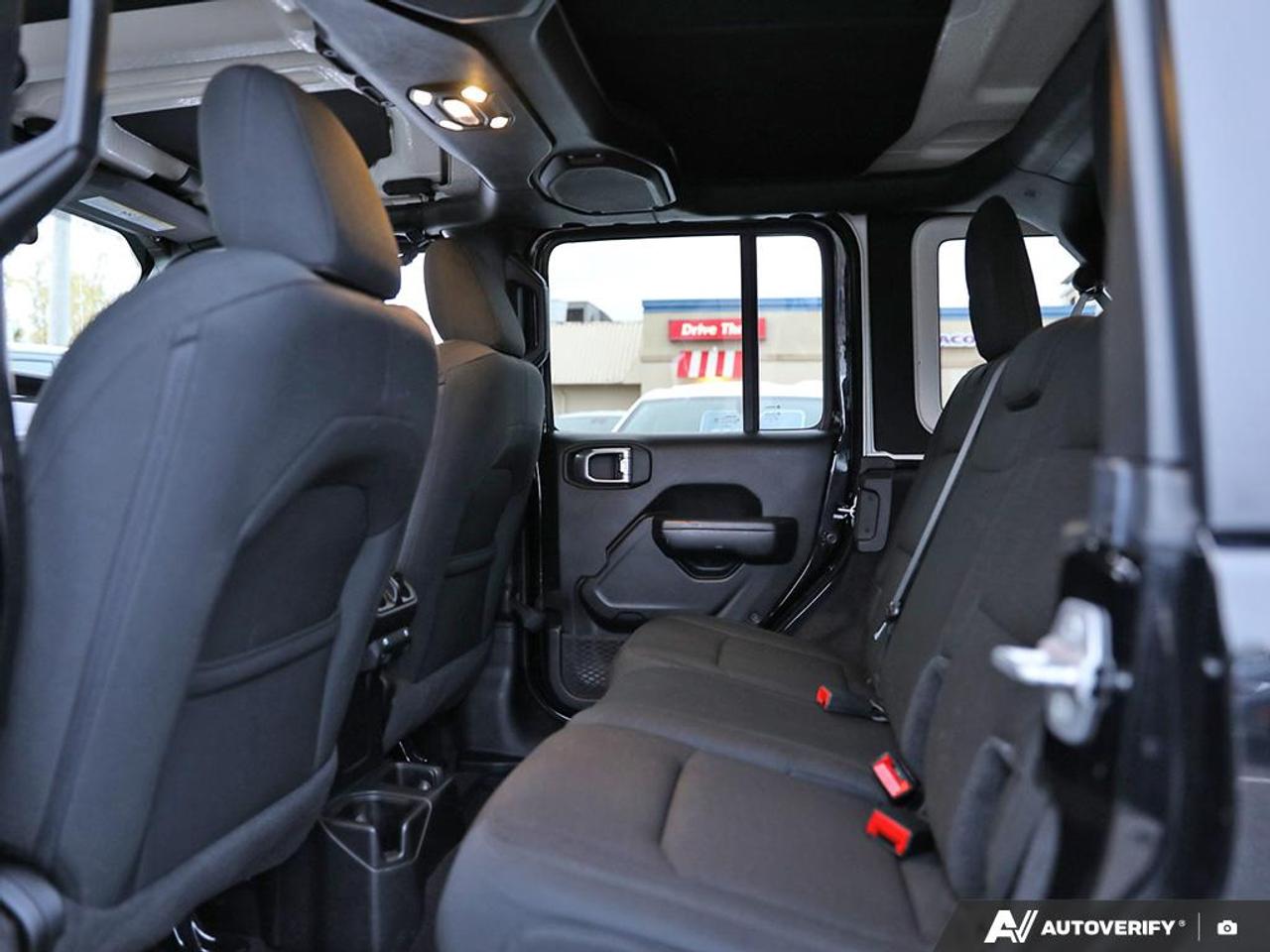 2021 Jeep Wrangler Unlimited Sport 22L SPORT | SAFETY GROUP | ALTITUDE PACKAGE | COLD Photo