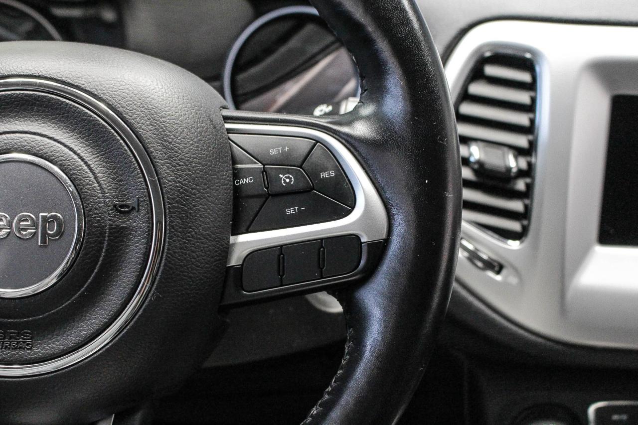 2020 Jeep Compass Sport CLOTH UPHOLSTERY - HEATED FRONT SEATS - CLEAN CARFAX! Photo