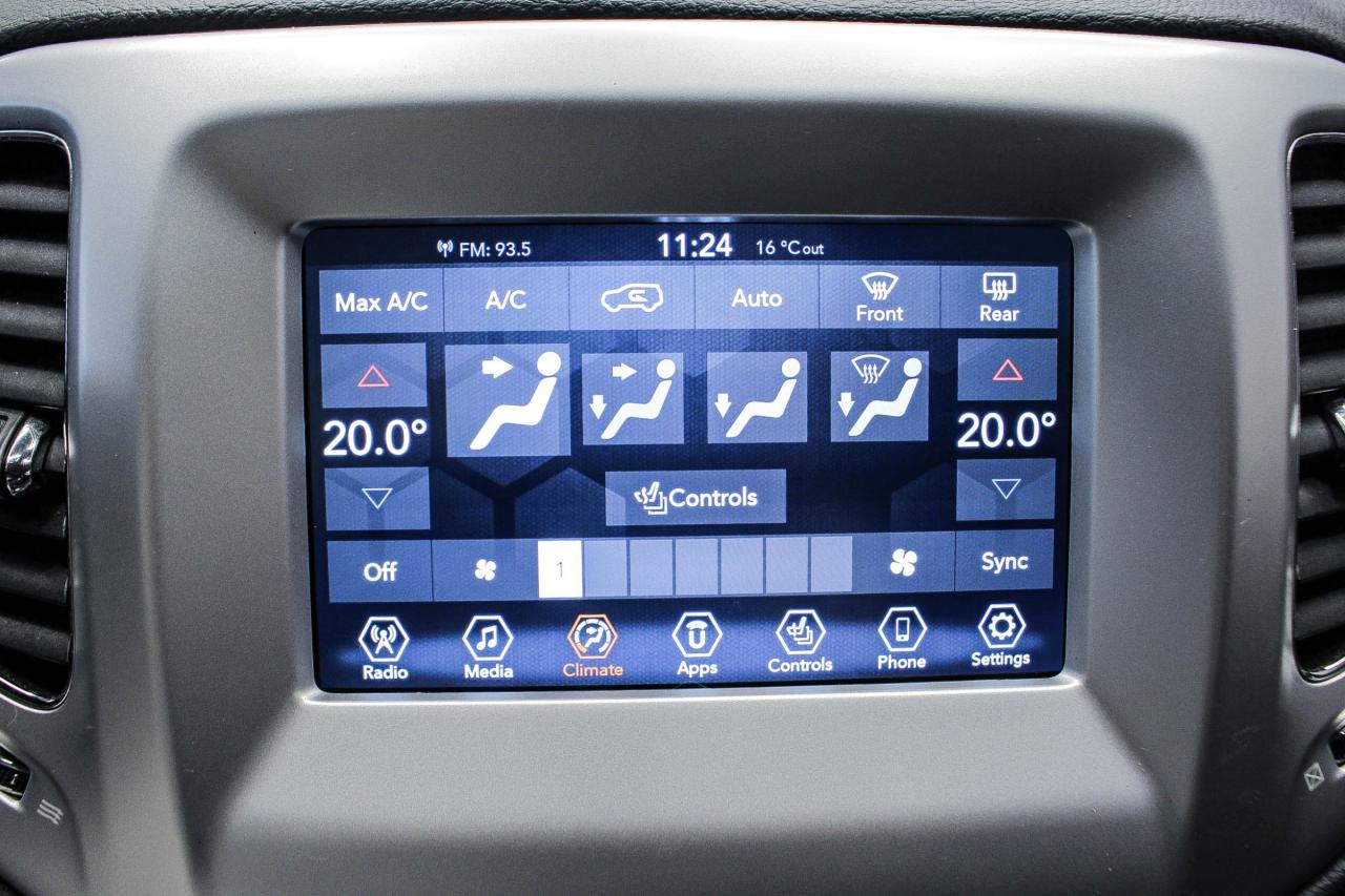 2020 Jeep Compass Sport CLOTH UPHOLSTERY - HEATED FRONT SEATS - CLEAN CARFAX! Photo