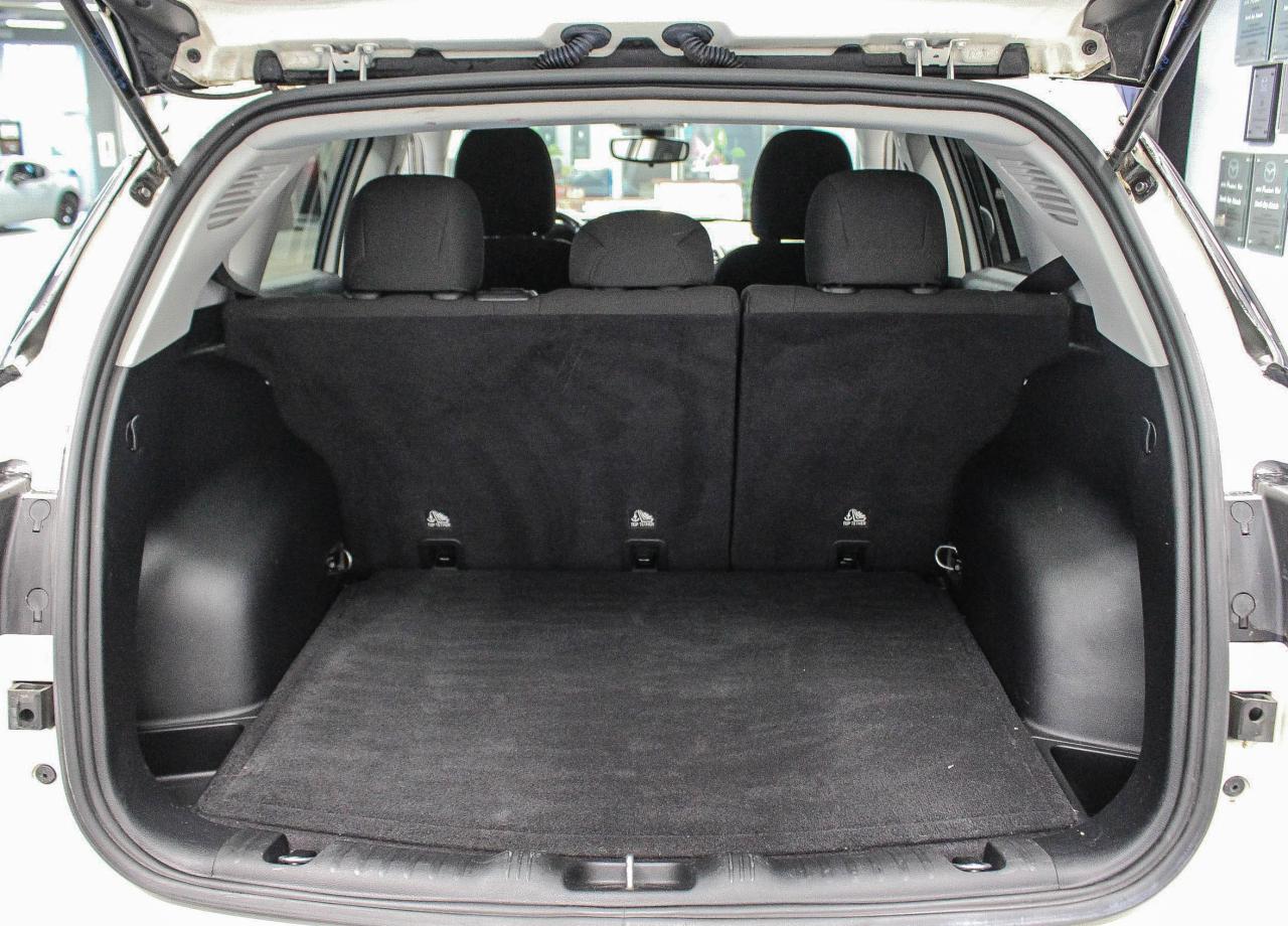 2020 Jeep Compass Sport CLOTH UPHOLSTERY - HEATED FRONT SEATS - CLEAN CARFAX! Photo