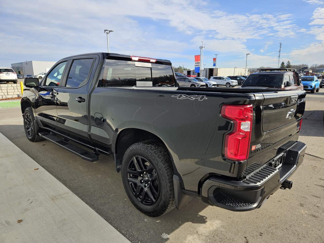 2025 Chevrolet Silverado 1500 RST One Owner | Leather | Sunroof | True North | 6'6 Box | 20" Wheels Photo