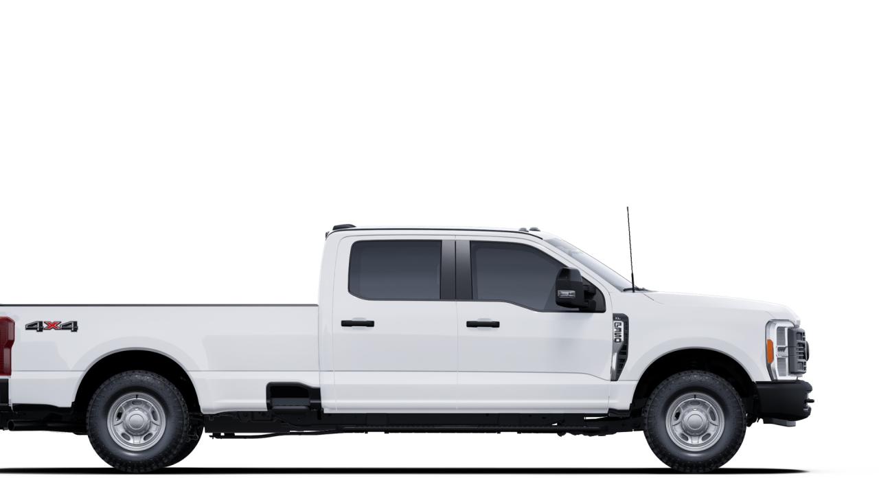 2025 Ford F-350 Super Duty SRW XL 4WD Crew Cab 6.75' Box Photo5
