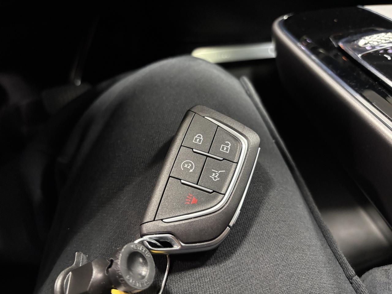 2024 Cadillac LYRIQ 1SA|TECH|CLUSTERNAV|FULLGLASSROOF|LEATHER|SAFETECH - Photo #28