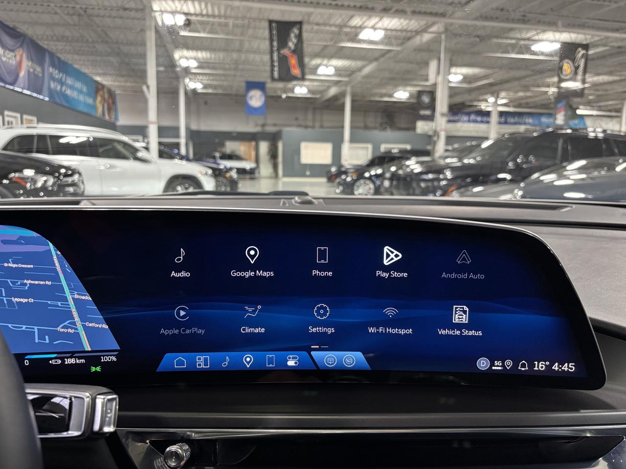 2024 Cadillac LYRIQ 1SA|TECH|CLUSTERNAV|FULLGLASSROOF|LEATHER|SAFETECH - Photo #30