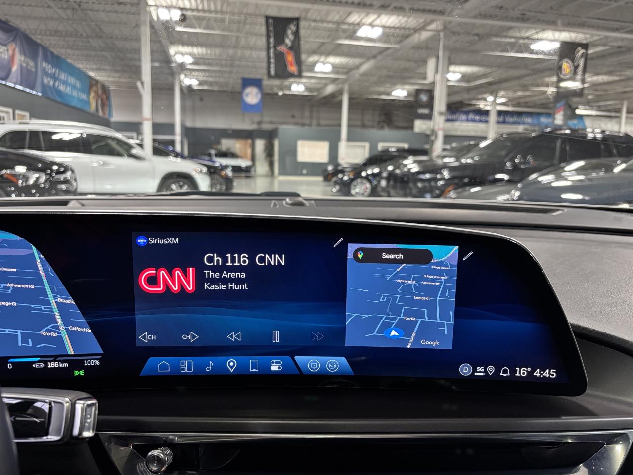 2024 Cadillac LYRIQ 1SA|TECH|CLUSTERNAV|FULLGLASSROOF|LEATHER|SAFETECH - Photo #32