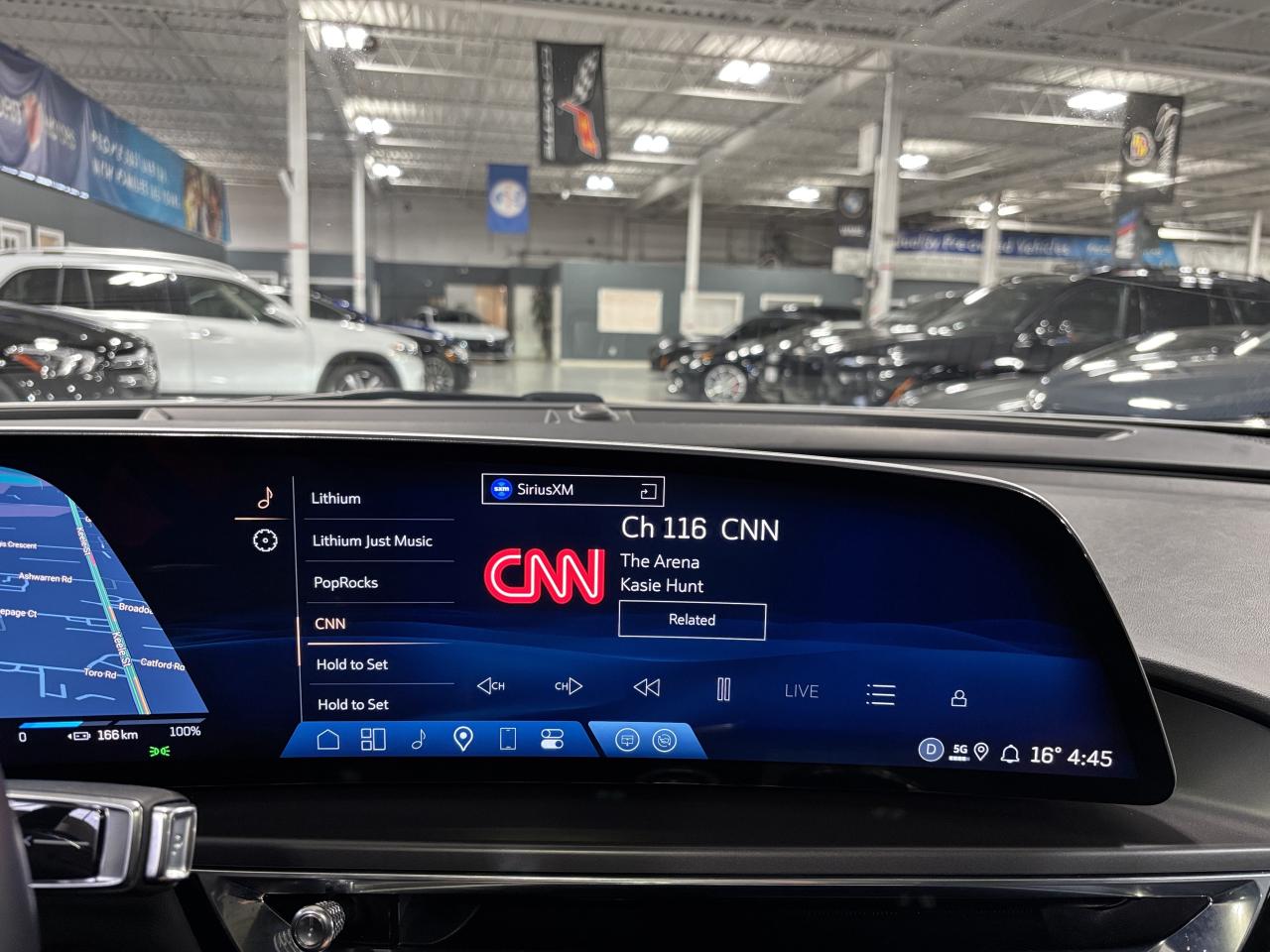 2024 Cadillac LYRIQ 1SA|TECH|CLUSTERNAV|FULLGLASSROOF|LEATHER|SAFETECH - Photo #33