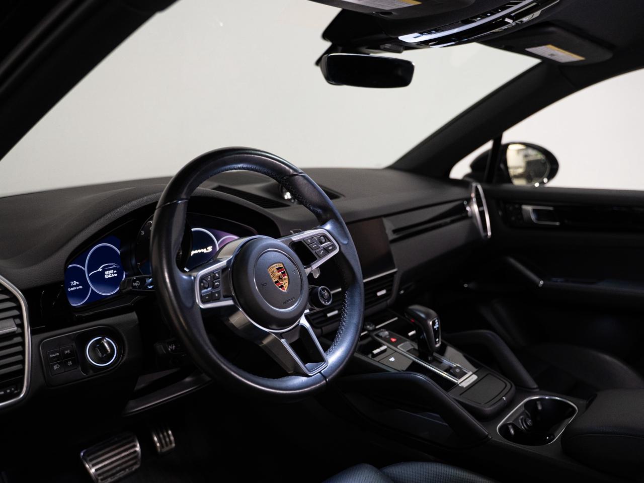 2022 Porsche Cayenne S  | COUPE | PLATINUM EDITION | PREMIUM PLUS PKG Photo