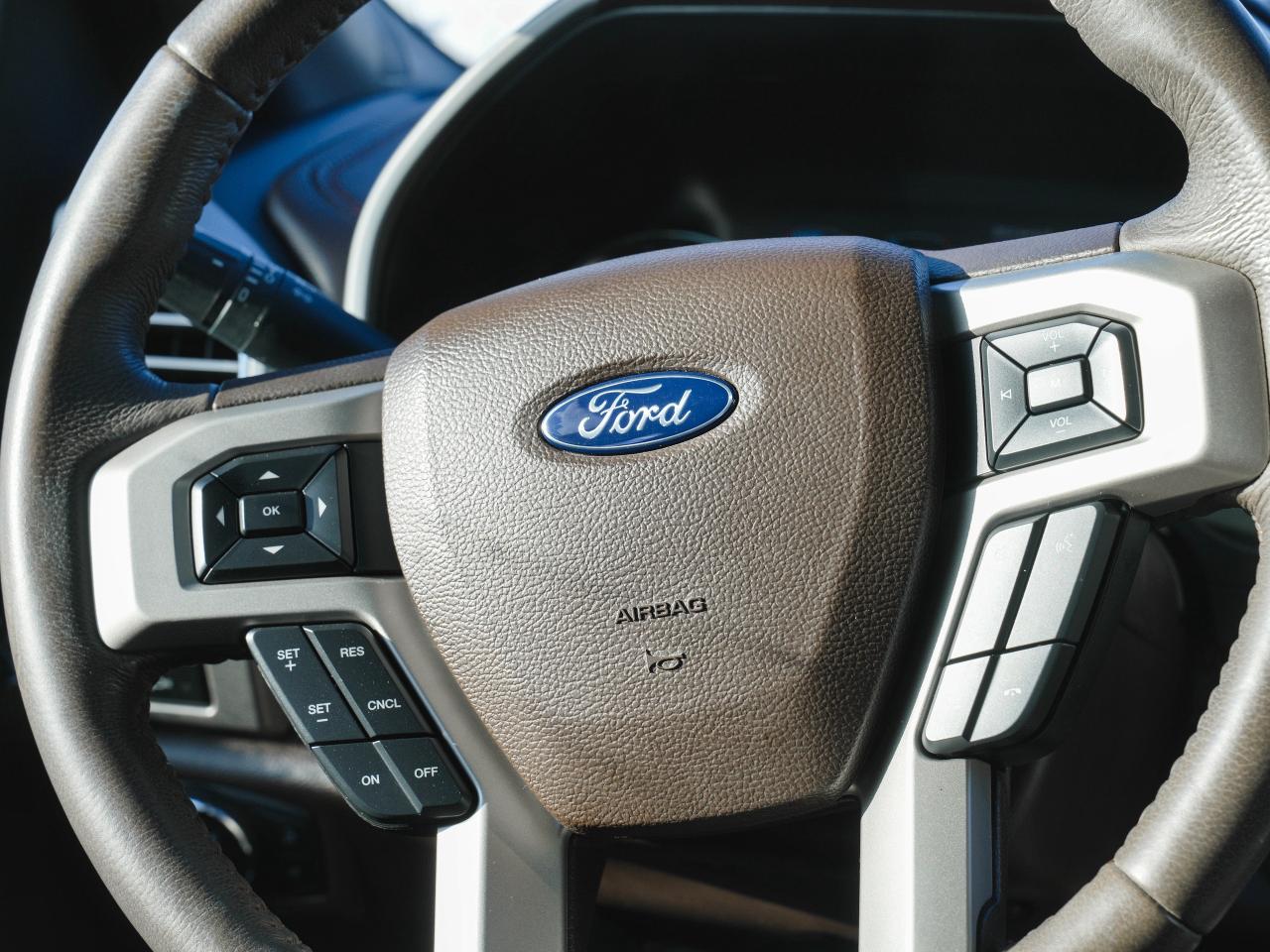 2019 Ford F-150 KING RANCH | MOONROOF | 4X4 | NEW TIRES!! Photo