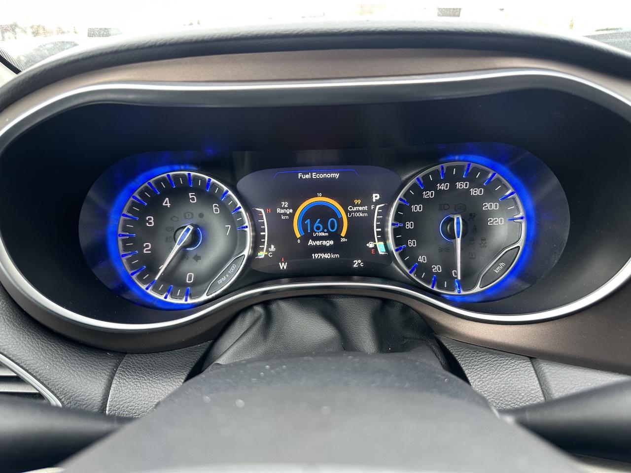 2017 Chrysler Pacifica TOURING L PLUS/SUNROOF/ONE OWNER! Photo